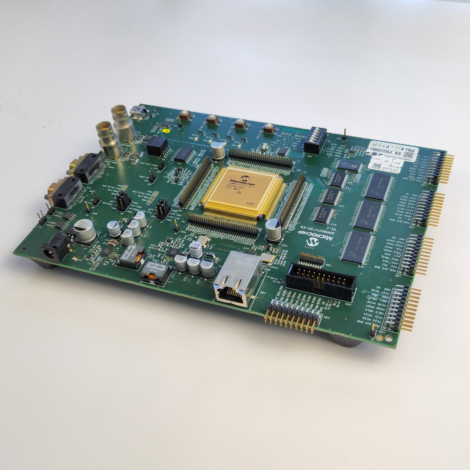 Microchip SMARH71F20-EK board for SAMRH71 evaluation